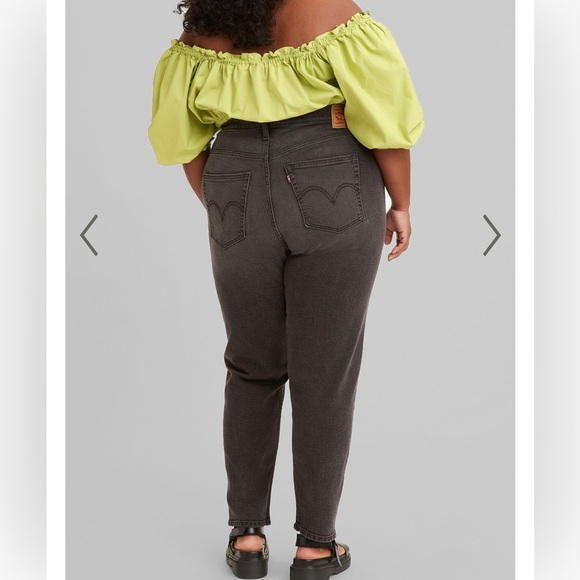 Levi's High Waisted Mom Jean In "Say No Go" - Picture 2 of 2